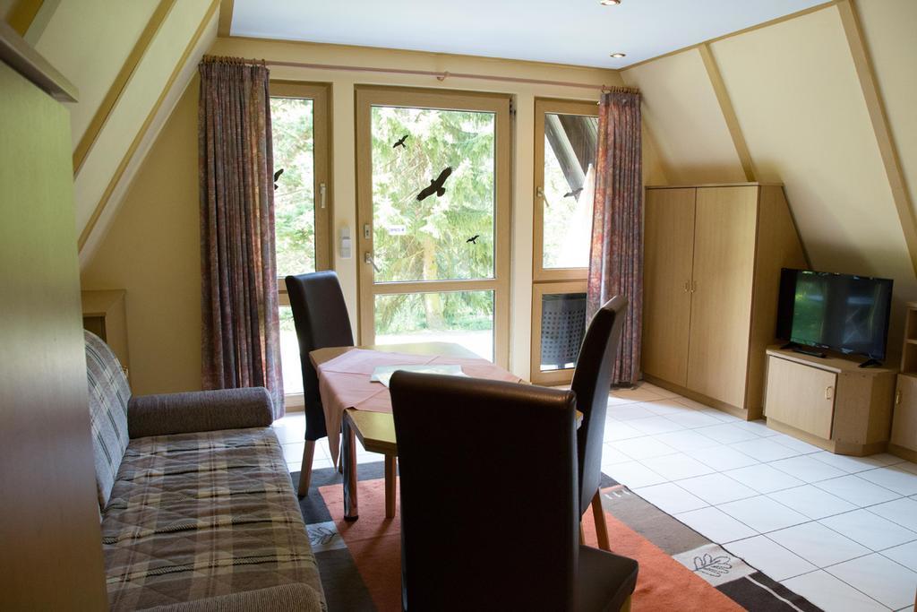 Hotel Reifenstein Kleinbartloff Екстериор снимка