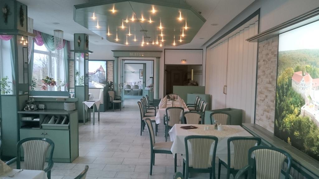 Hotel Reifenstein Kleinbartloff Екстериор снимка